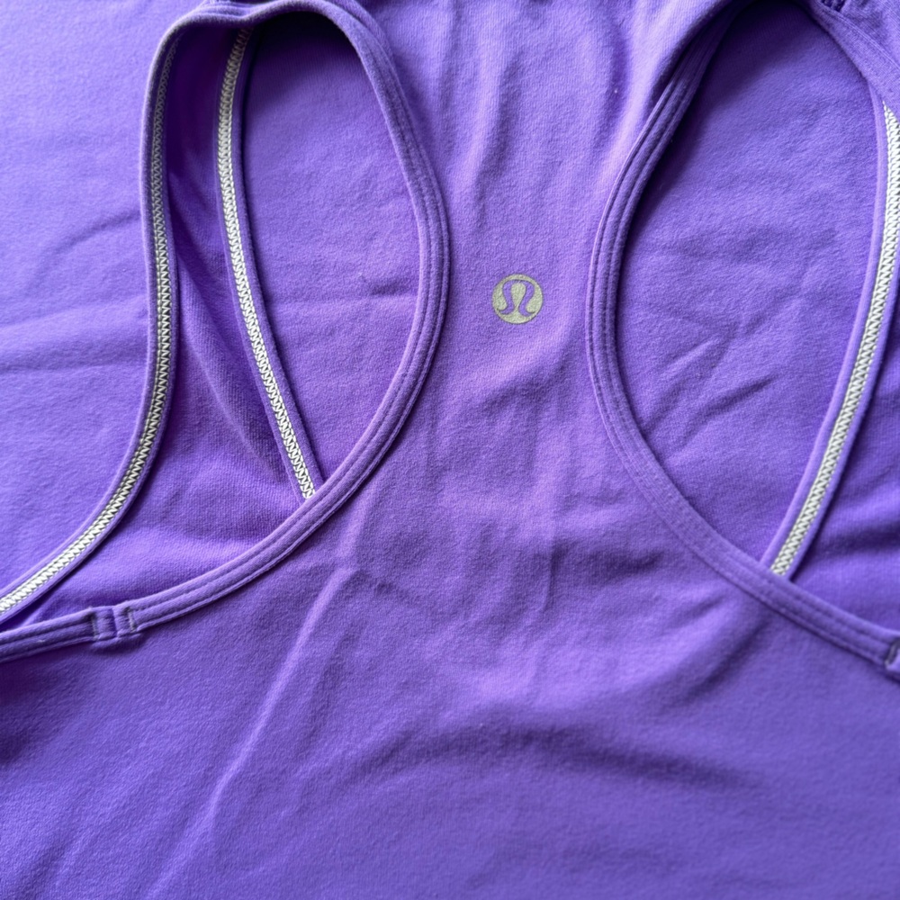 Lululemon tank